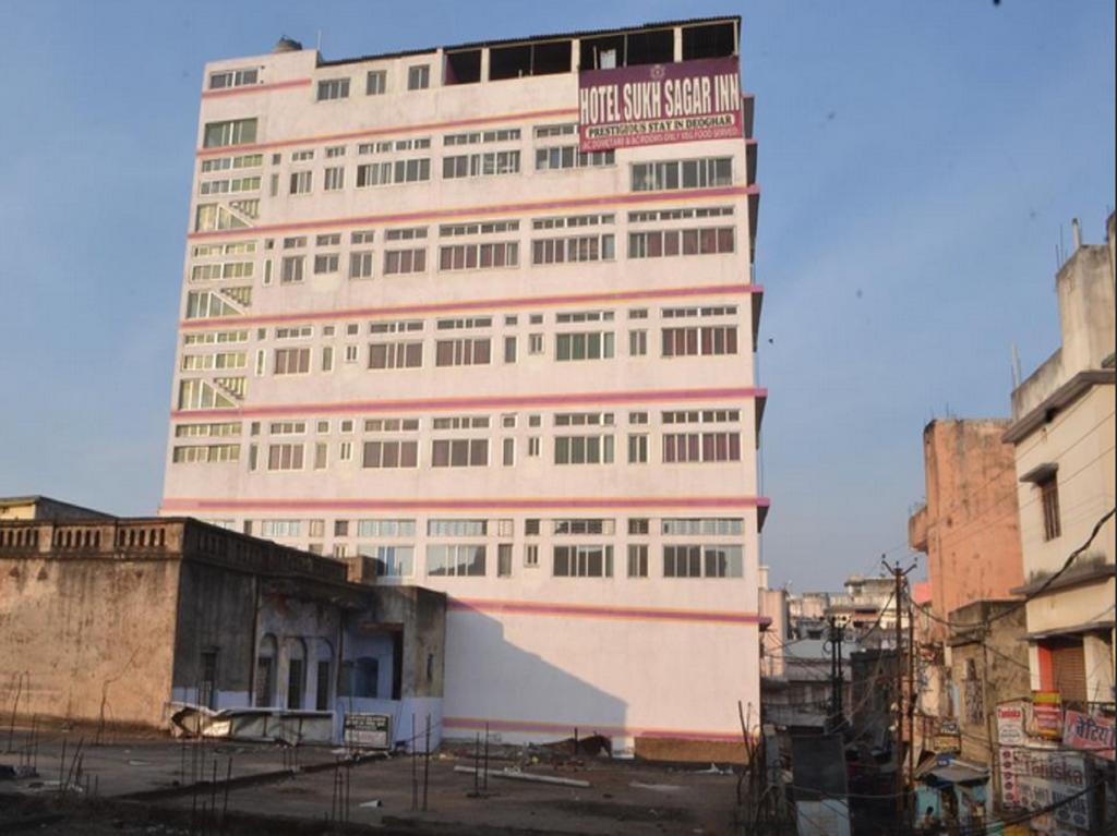 Hotel Sukh Sagar Inn Диогар Екстериор снимка